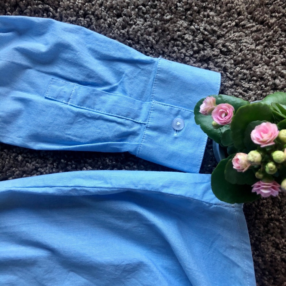 🌿SOLD-Jones NY Blue Striped Top - Picture 5 of 6